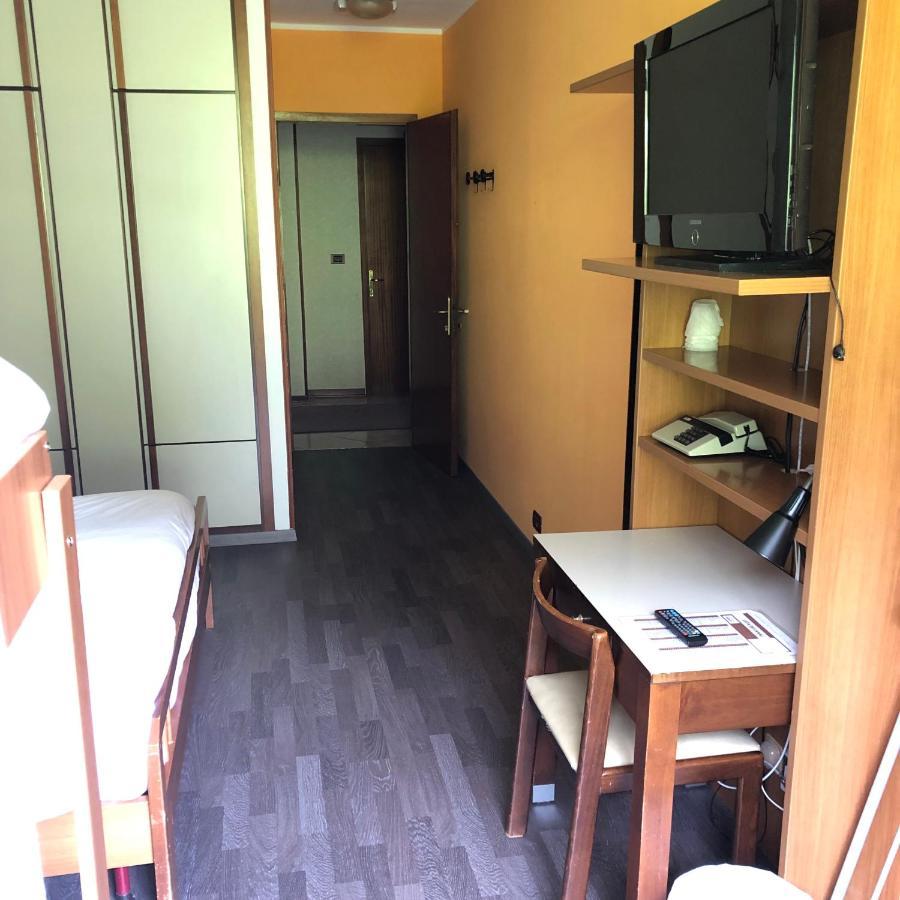 Hotel Davost Форни ди Сопра Екстериор снимка