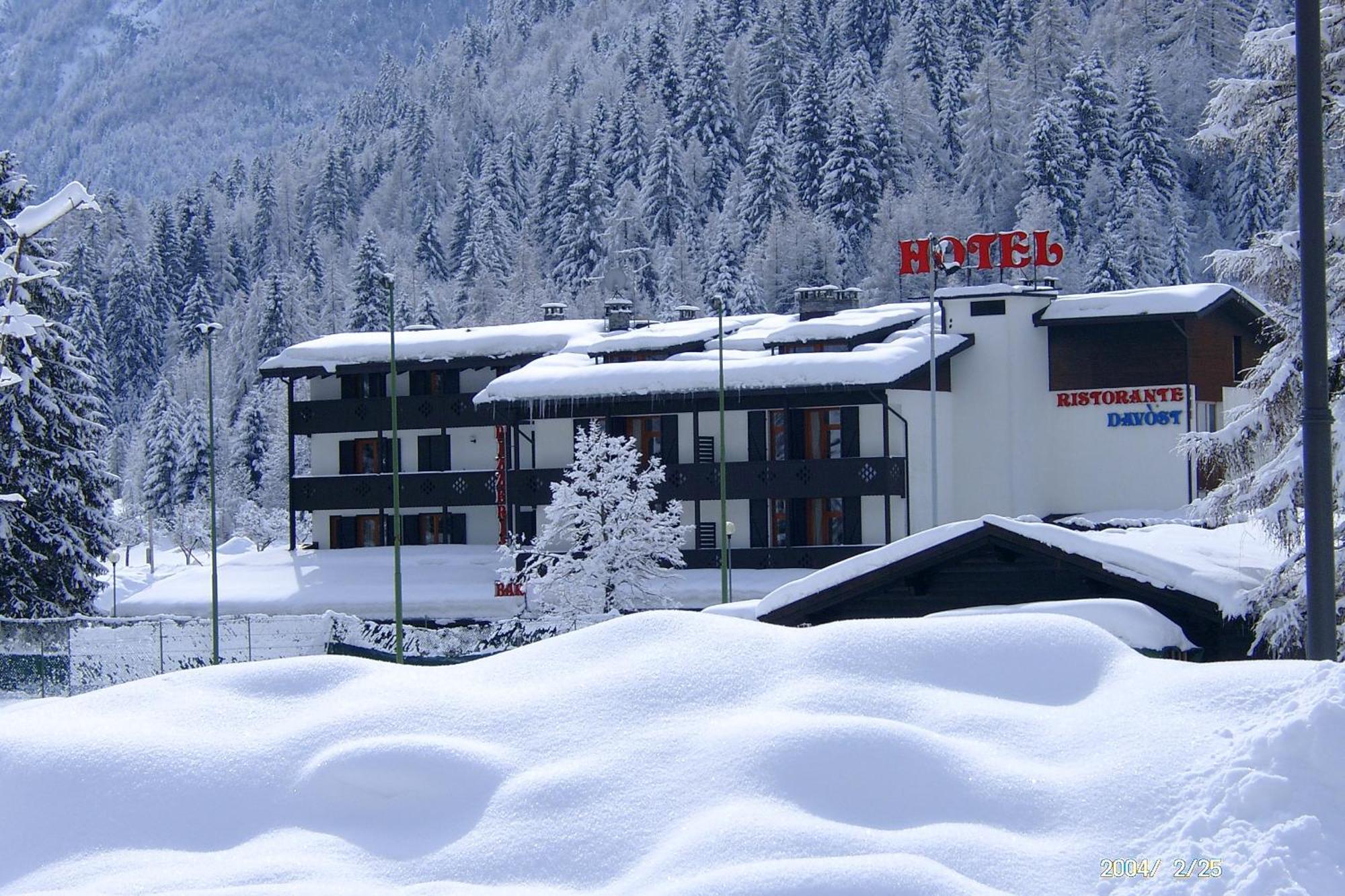 Hotel Davost Форни ди Сопра Екстериор снимка