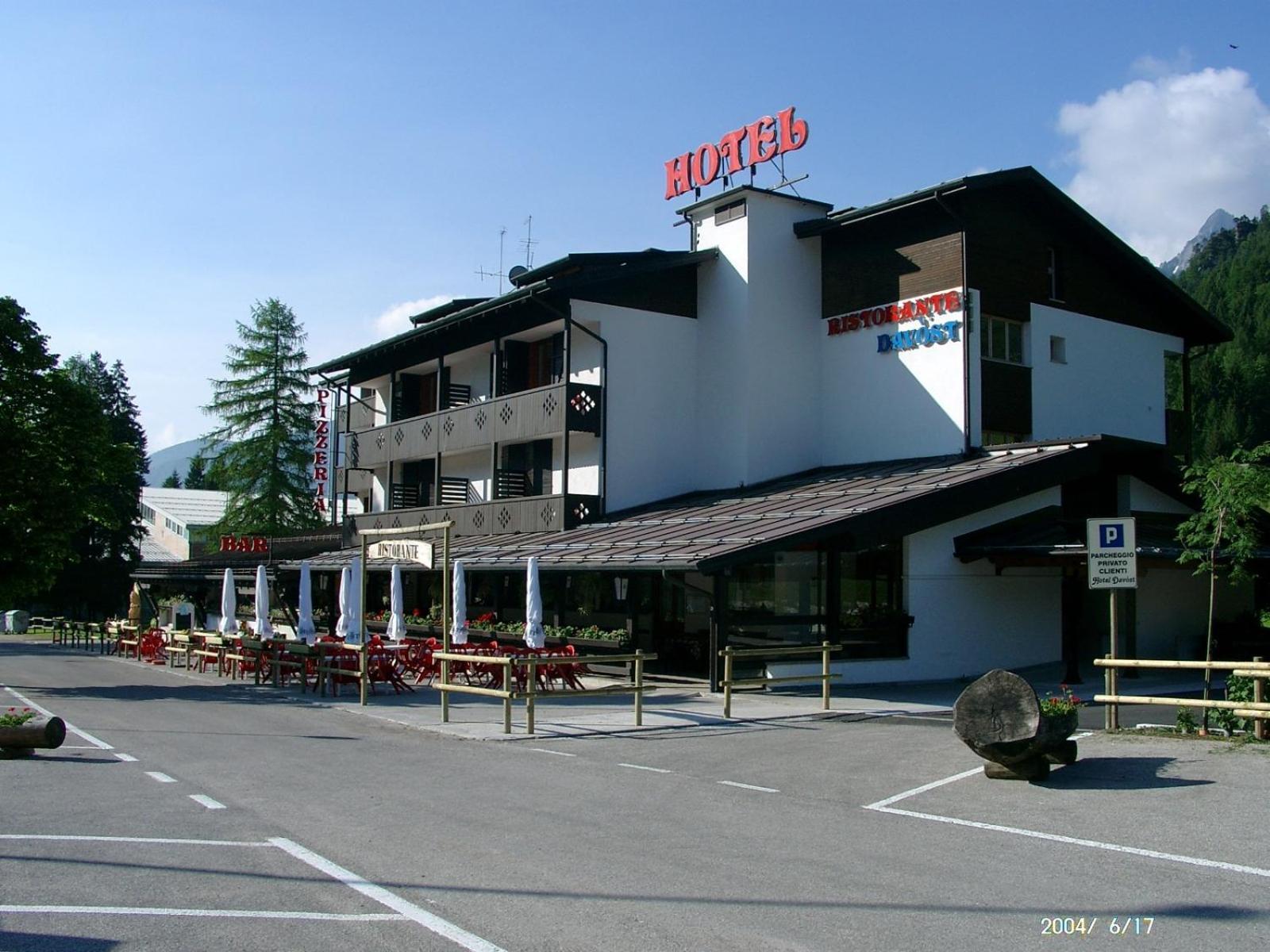 Hotel Davost Форни ди Сопра Екстериор снимка