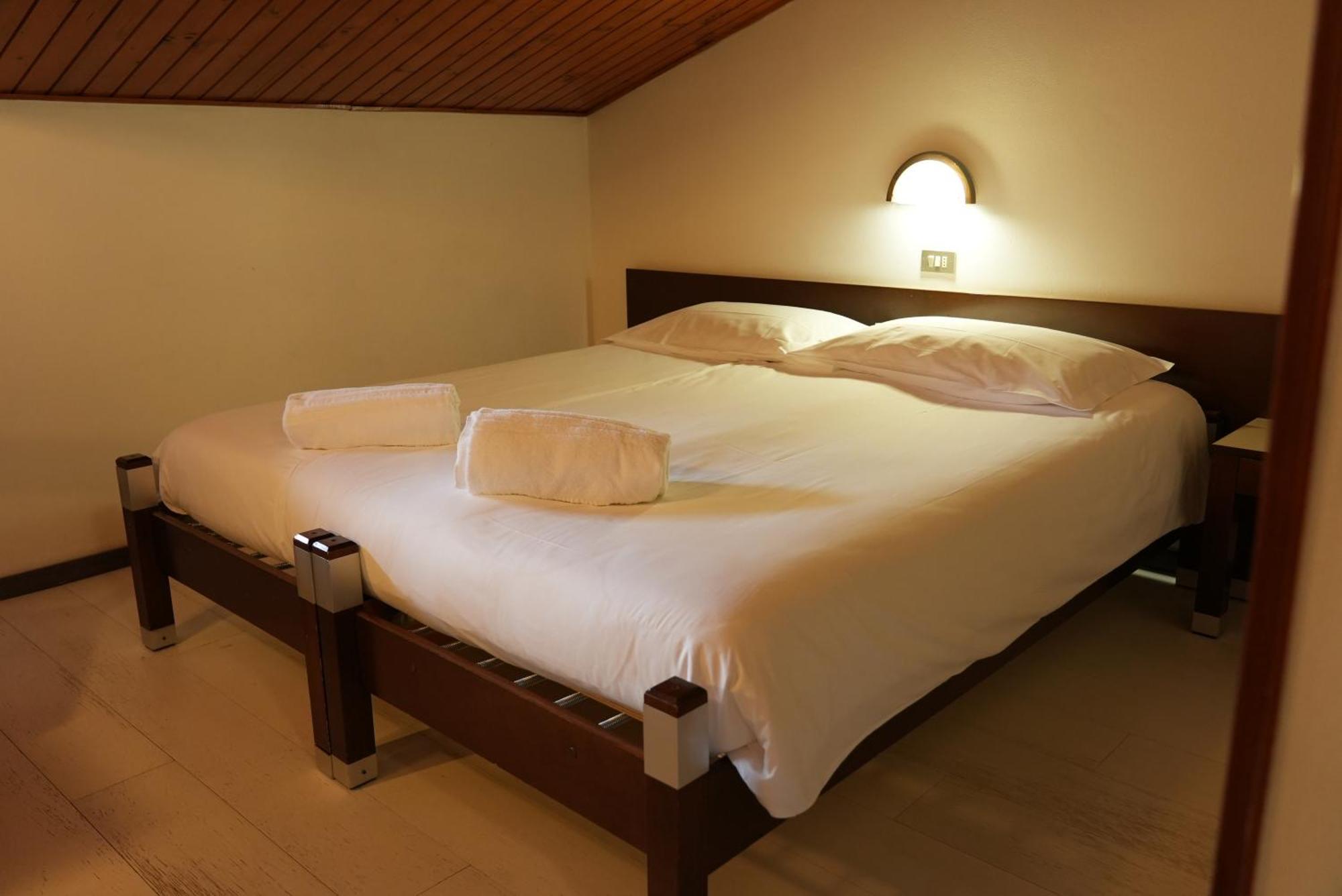 Hotel Davost Форни ди Сопра Екстериор снимка
